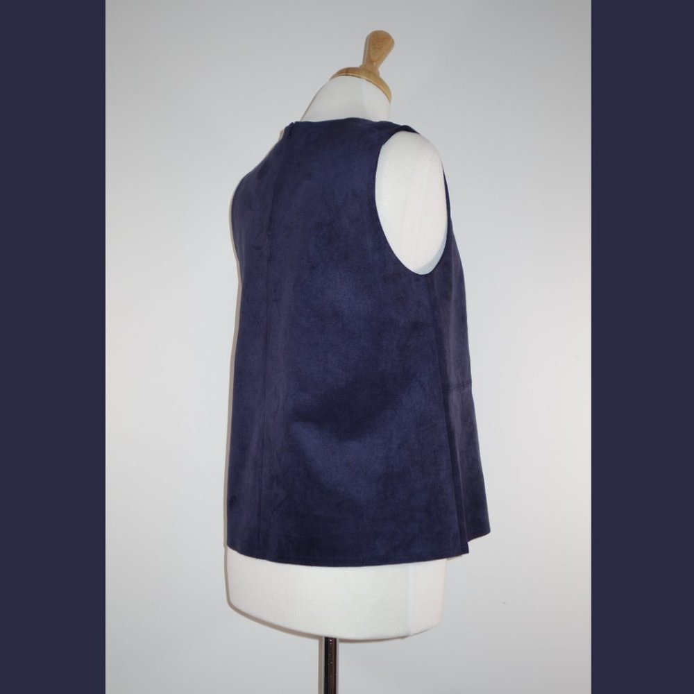 Aritzia Babaton Navy Suede Top - Size M - Picture 6 of 11
